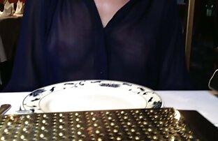 XXX एक सनी लियोन की सेक्सी मूवी फुल एचडी वीडियो लड़की की एक सुंदर किताब
